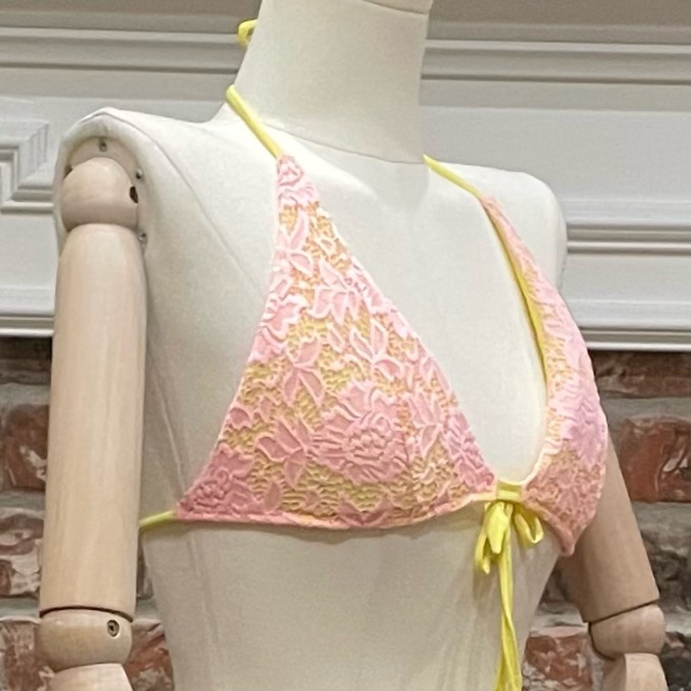 Victoria’s Secret pink and yellow lace bikini top. / S / Excellent condition - Picture 3 of 11